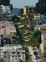 Lombard Street with its famous curves